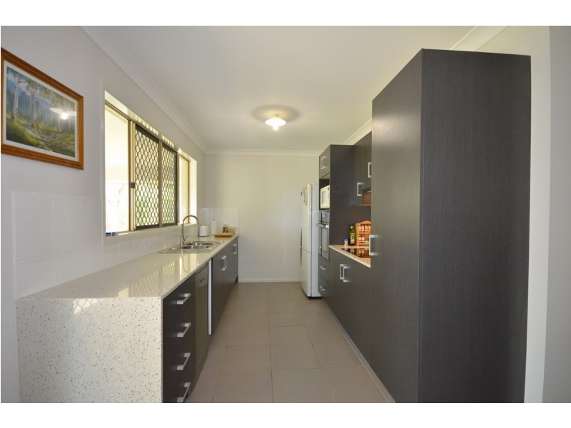 162-164 Campbell Drive, Kooralbyn QLD 4285