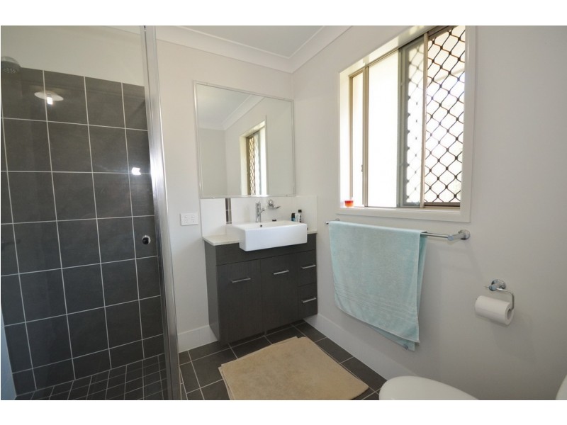 162-164 Campbell Drive, Kooralbyn QLD 4285
