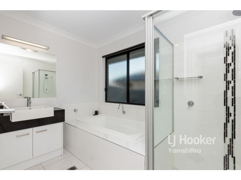 17 Pinehill Street, Yarrabilba QLD 4207