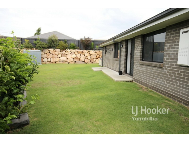 17 Pinehill Street, Yarrabilba QLD 4207