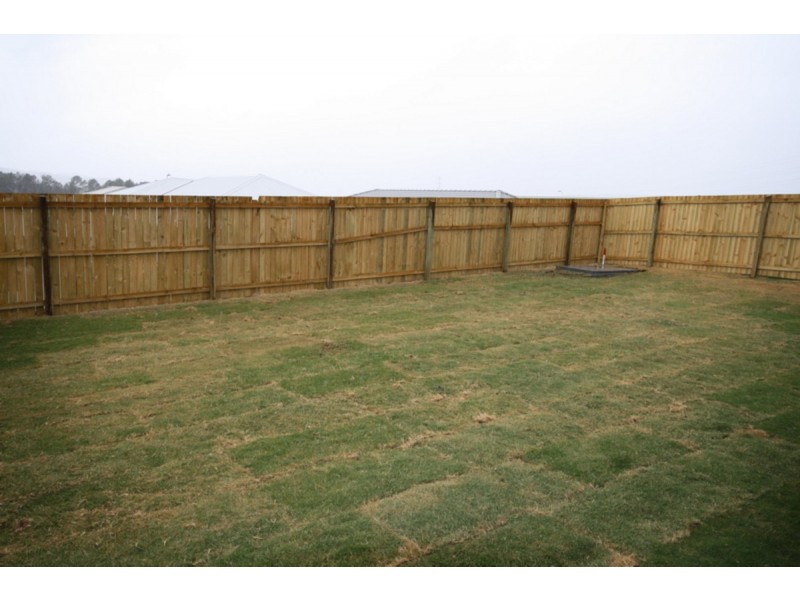 11 Howard Street, Yarrabilba QLD 4207