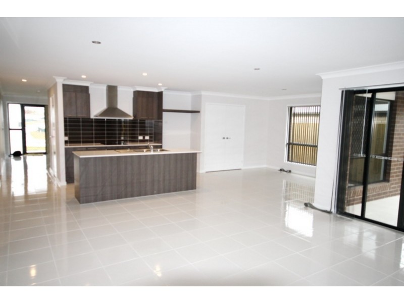 11 Howard Street, Yarrabilba QLD 4207