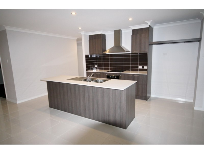 11 Howard Street, Yarrabilba QLD 4207