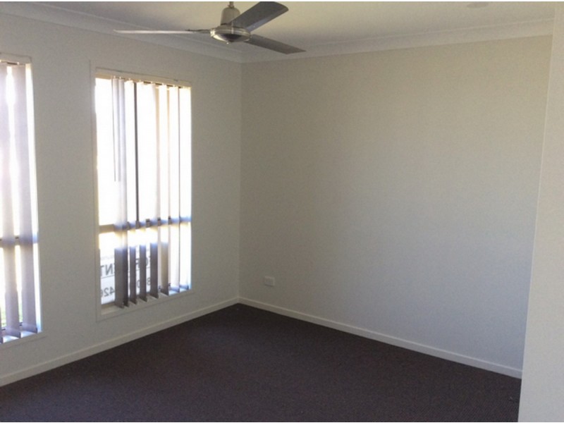 3 Tarryn Street, Gleneagle QLD 4285