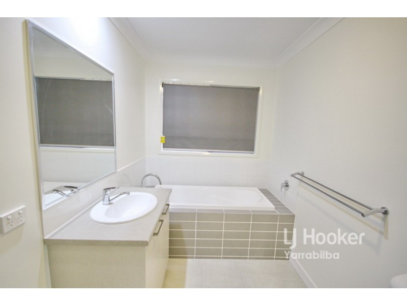 9 Sienna Circuit, Yarrabilba QLD 4207