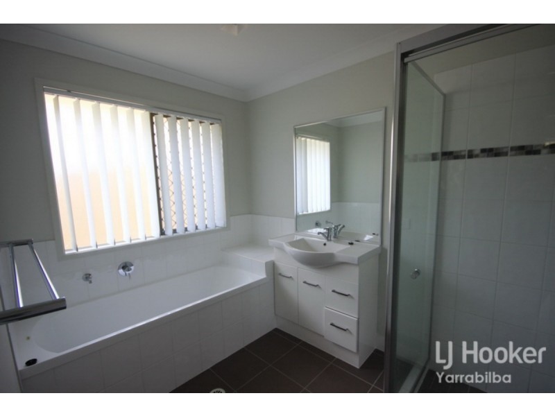 Kooralbyn QLD 4285