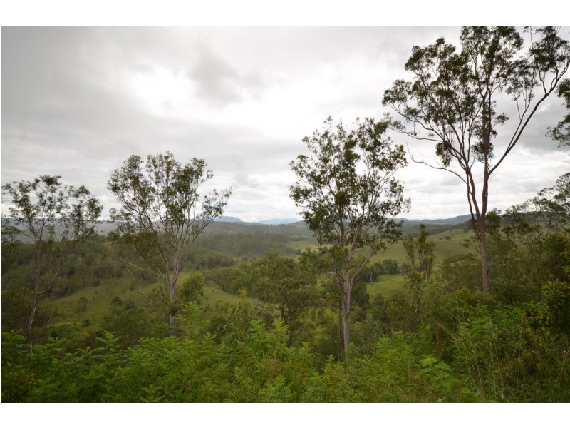 11 Charles Close, Kooralbyn QLD 4285