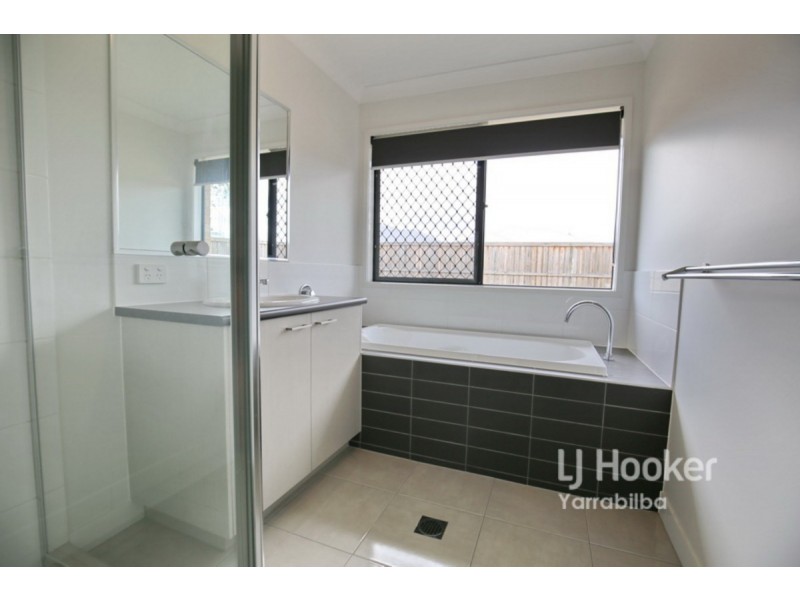 1 Pinehill Street, Yarrabilba QLD 4207