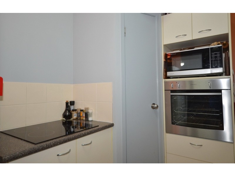 110-112 Scarvell Place, Kooralbyn QLD 4285