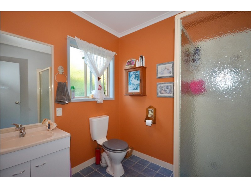 110-112 Scarvell Place, Kooralbyn QLD 4285