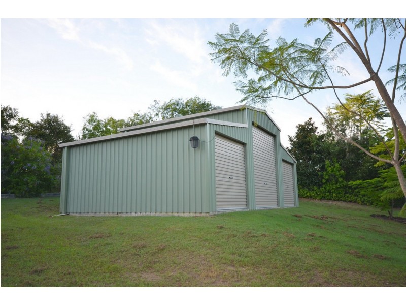 110-112 Scarvell Place, Kooralbyn QLD 4285