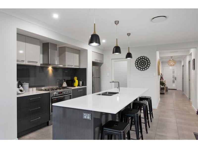 15 Milby Street, Yarrabilba QLD 4207