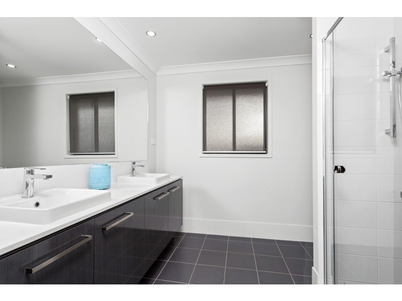 15 Milby Street, Yarrabilba QLD 4207