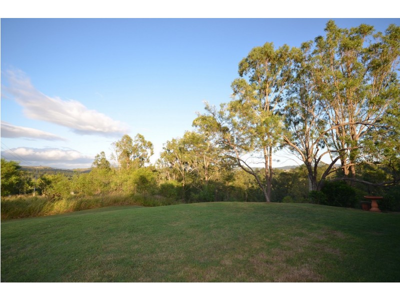 74-78 Boomerang Drive, Kooralbyn QLD 4285
