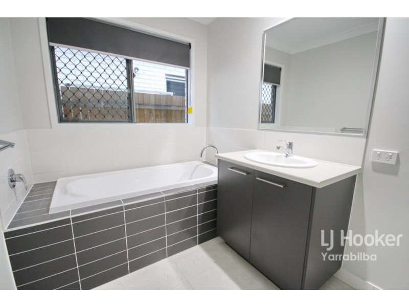 8 Cerulean Place, Yarrabilba QLD 4207