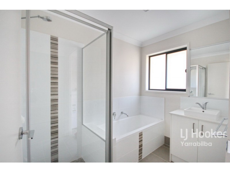 7 Riverstone Avenue, Logan Reserve QLD 4133