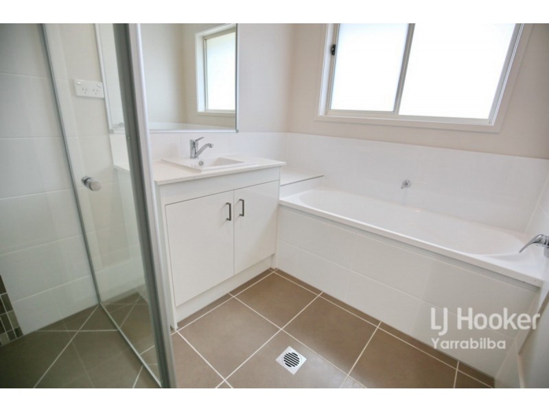 26 Paddy Circuit, Ormeau QLD 4208