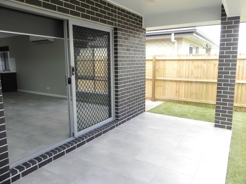 225 Darlington Drive, Yarrabilba QLD 4207