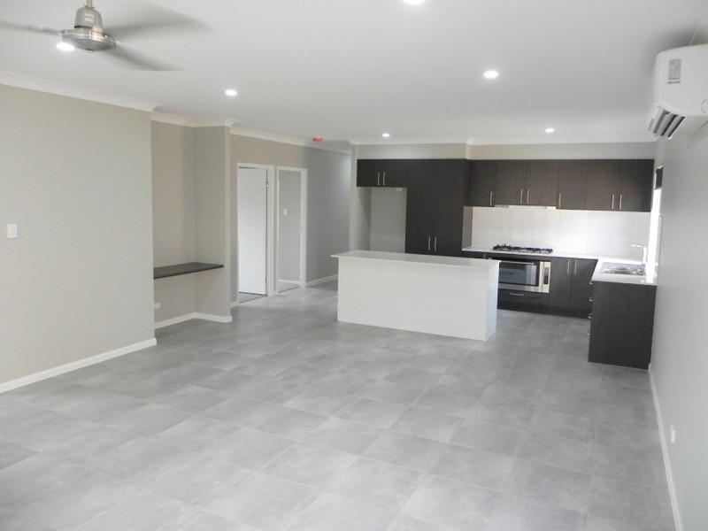 225 Darlington Drive, Yarrabilba QLD 4207