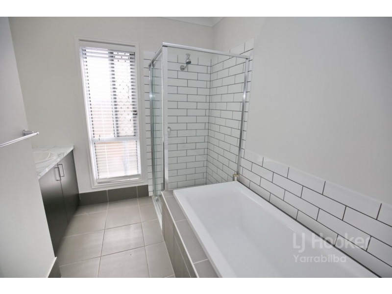 28 Olivine Circuit, Yarrabilba QLD 4207