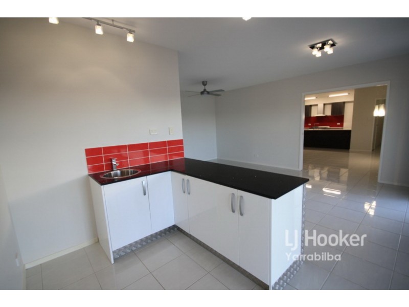 37 Summerview Avenue, Yarrabilba QLD 4207