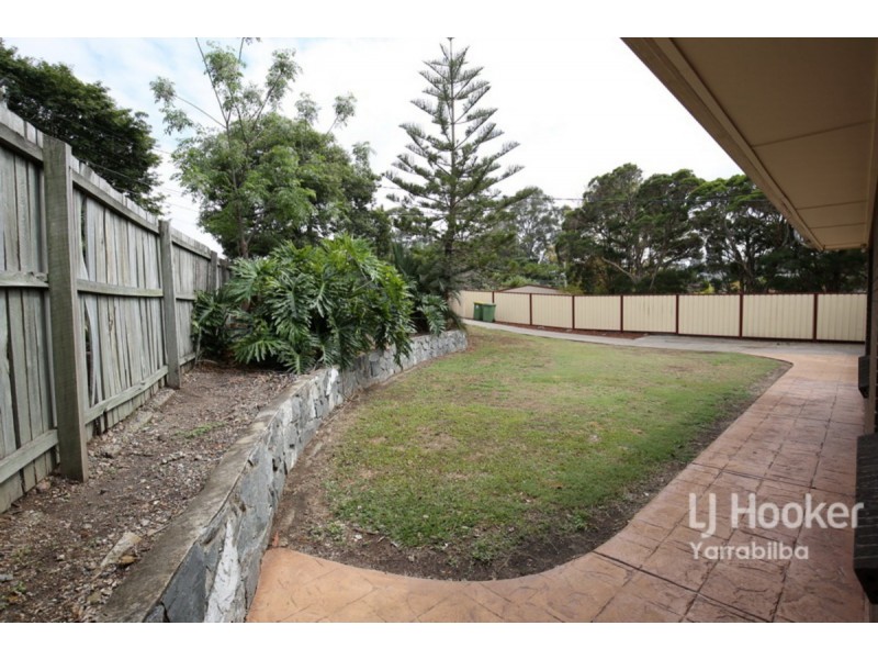 4 Vinca Street, Hillcrest QLD 4118