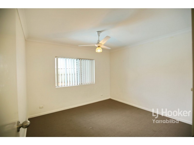 4 Vinca Street, Hillcrest QLD 4118