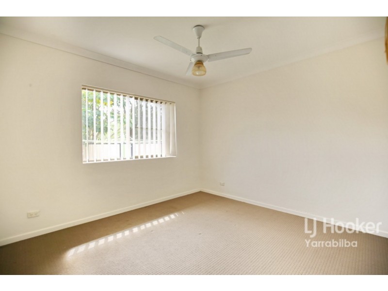 4 Vinca Street, Hillcrest QLD 4118