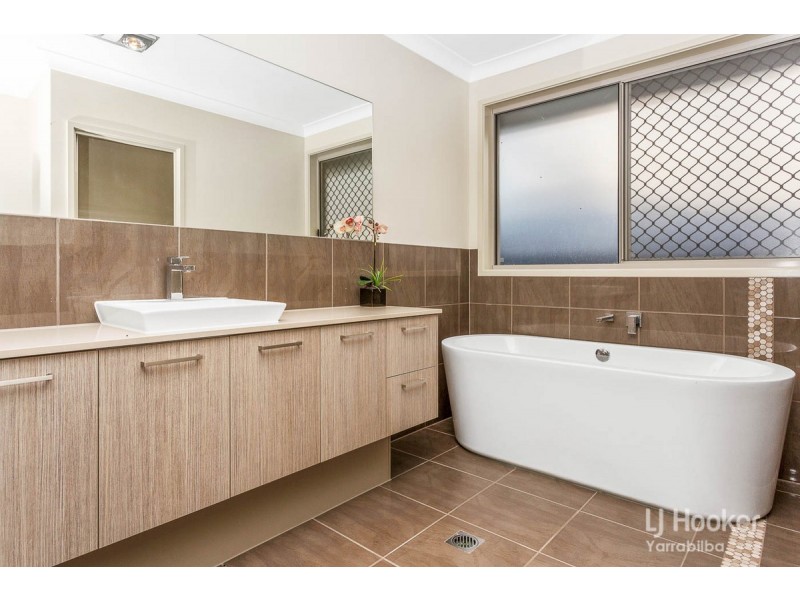 4 Lauremeg Place, Logan Village QLD 4207