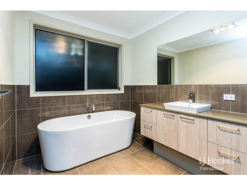 4 Lauremeg Place, Logan Village QLD 4207