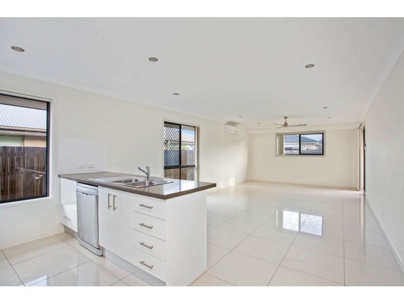 39 Pinehill Street, Yarrabilba QLD 4207