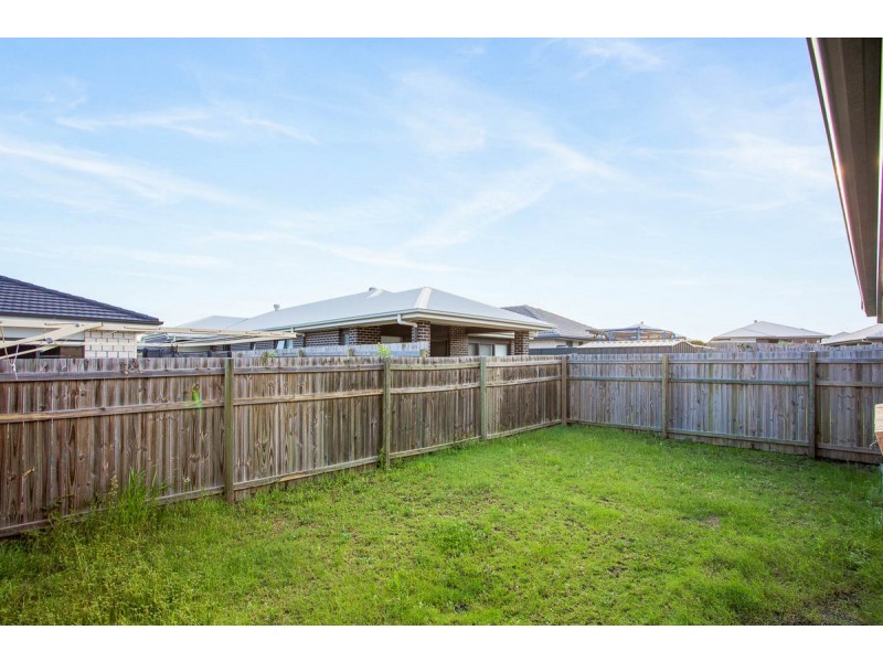 39 Pinehill Street, Yarrabilba QLD 4207