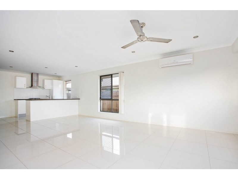 39 Pinehill Street, Yarrabilba QLD 4207