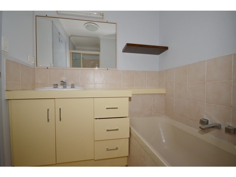 7 Lakeside Court, Beaudesert QLD 4285