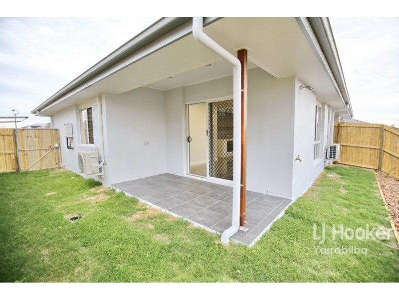 2/22 Chandon Court, Hillcrest QLD 4118