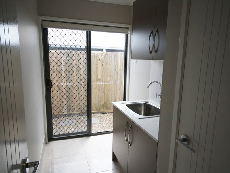 13 Howard Street, Yarrabilba QLD 4207
