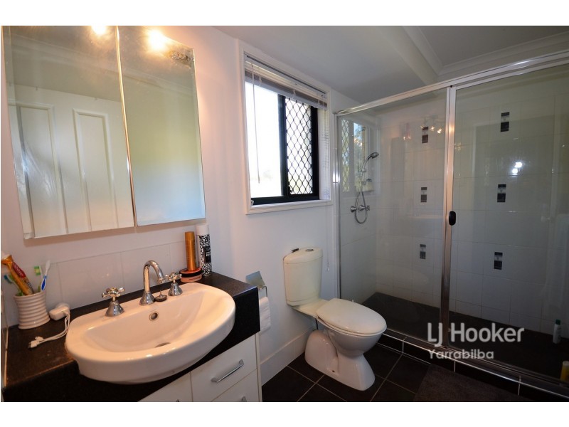 118-120 Tullamore Way, Gleneagle QLD 4285