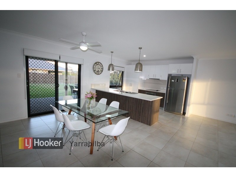 8 Ridgeview Lane, Yarrabilba QLD 4207