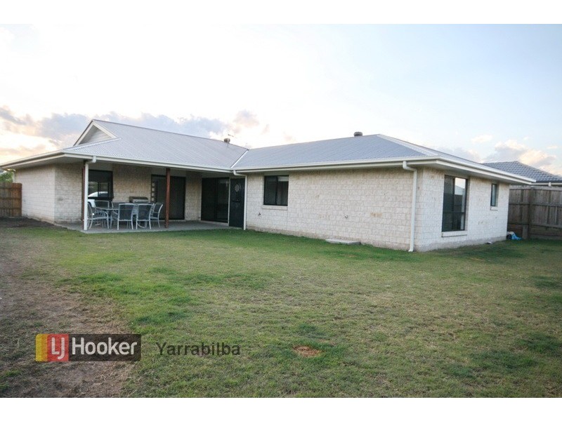 8 Ridgeview Lane, Yarrabilba QLD 4207