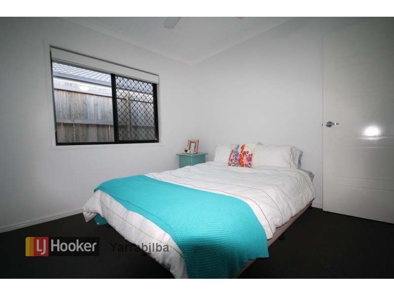 8 Ridgeview Lane, Yarrabilba QLD 4207