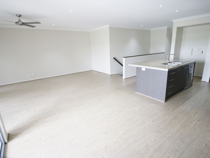 21 Summerview Avenue, Yarrabilba QLD 4207