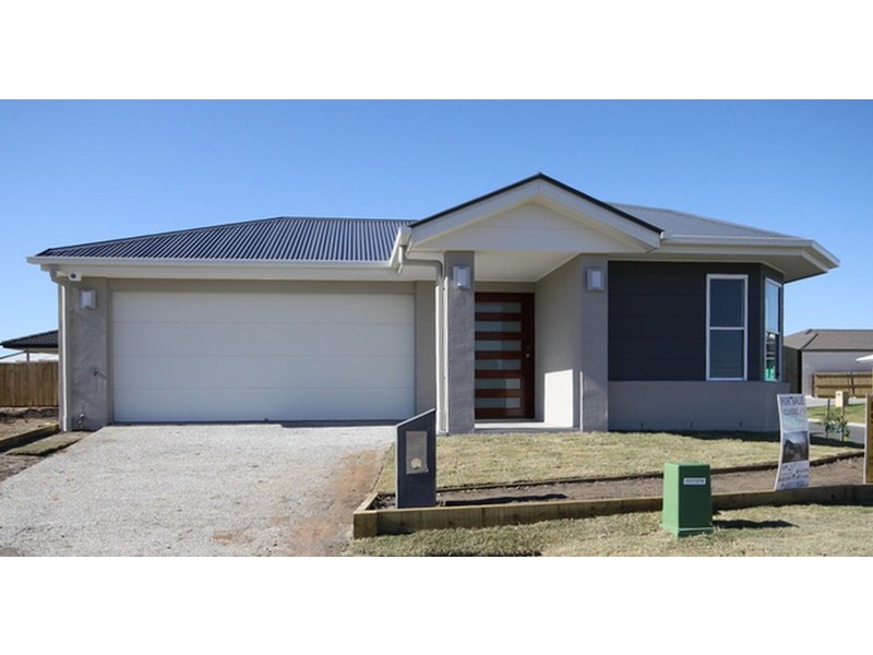 8 Sommer Street, Yarrabilba QLD 4207