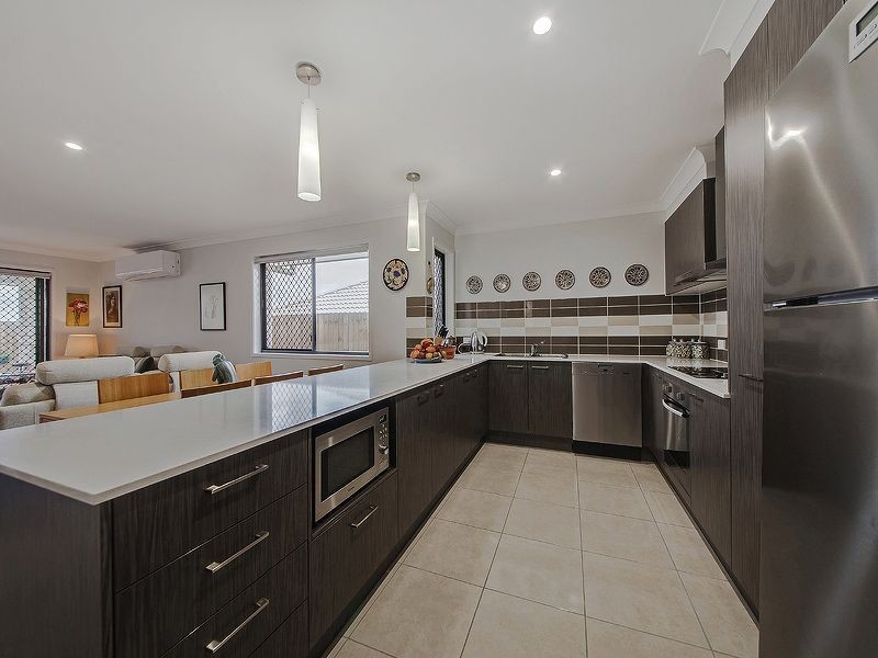 35 Sandover Circuit, Holmview QLD 4207