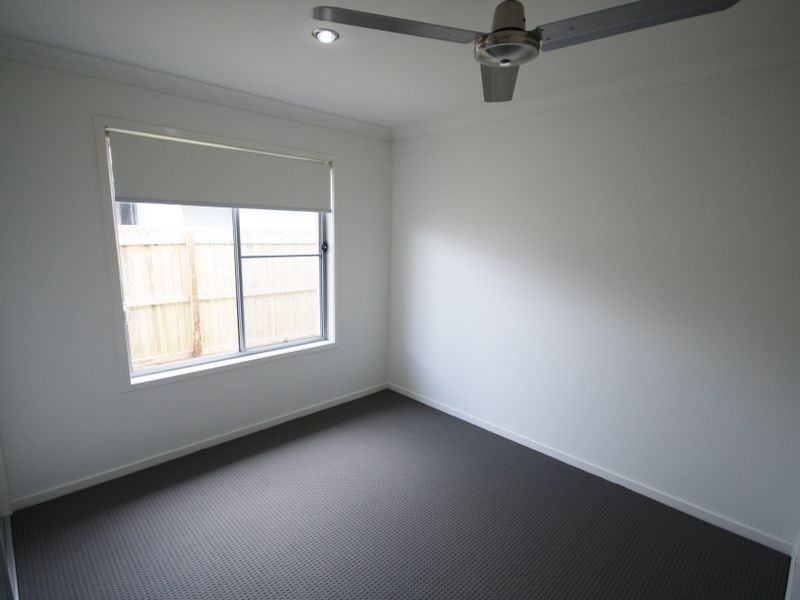 2 MacNab Street, Yarrabilba QLD 4207