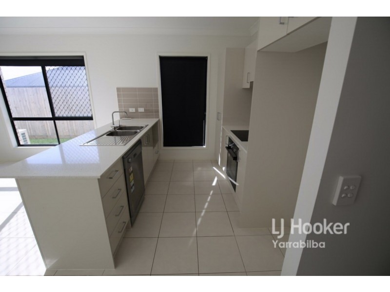 9 Alabaster Drive, Logan Reserve QLD 4133