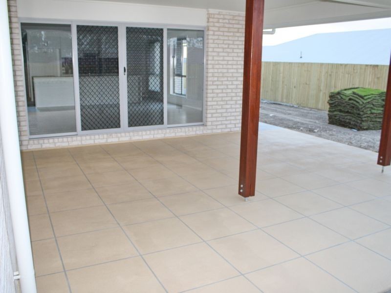 20 Bailey Street, Alberton QLD 4207