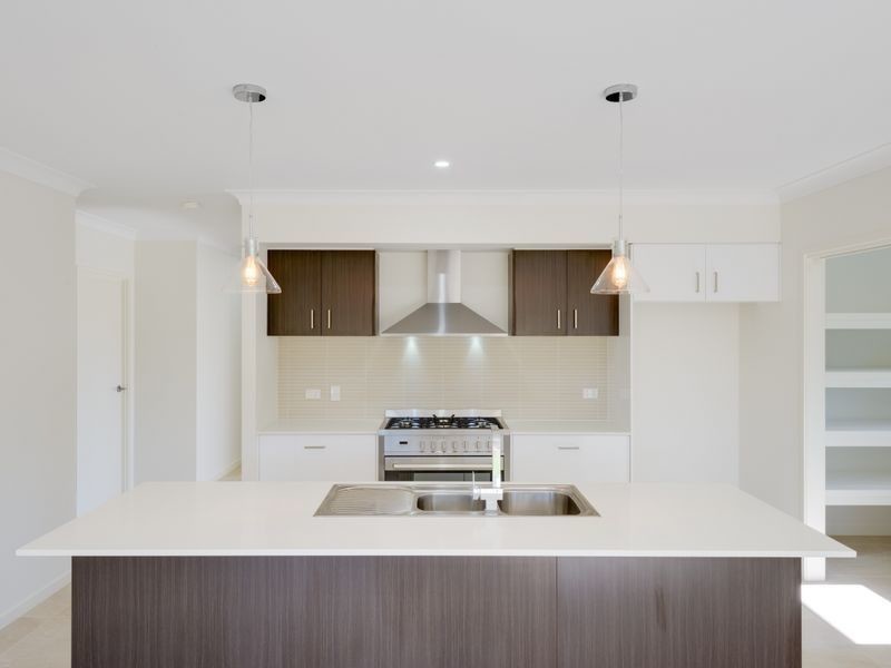 37 Seawest Street, Yarrabilba QLD 4207