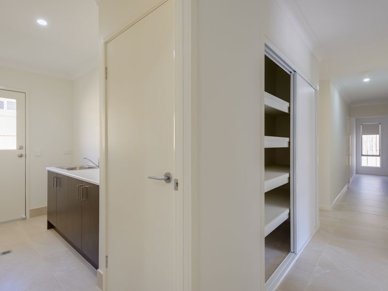 37 Seawest Street, Yarrabilba QLD 4207