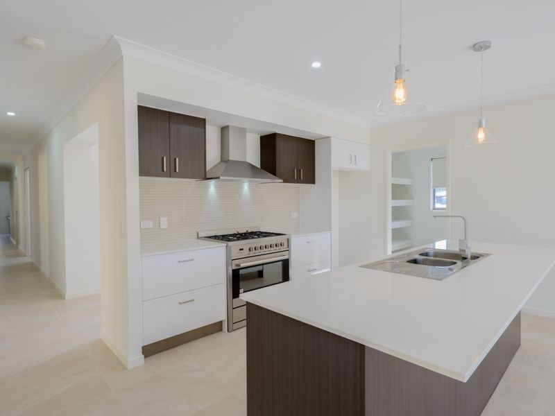 37 Seawest Street, Yarrabilba QLD 4207