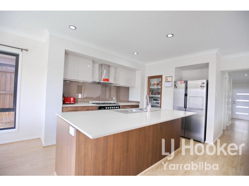 8 Leland Street, Yarrabilba QLD 4207
